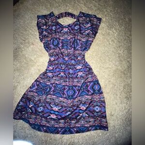 Medium patterned dress